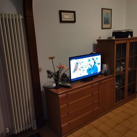 Camera In Appartamento Порденоне Экстерьер фото